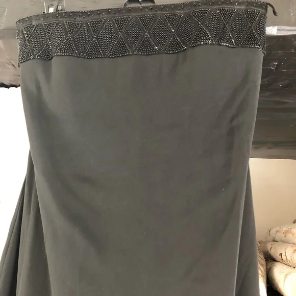 Giorgio Armani evening gown, (runs small) - Picture 8 of 8